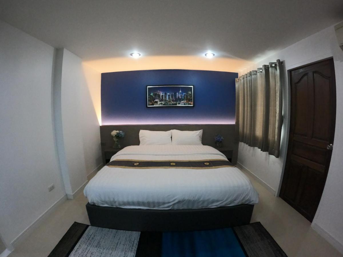 Poonsuk Place Hotel بانكوك المظهر الخارجي الصورة