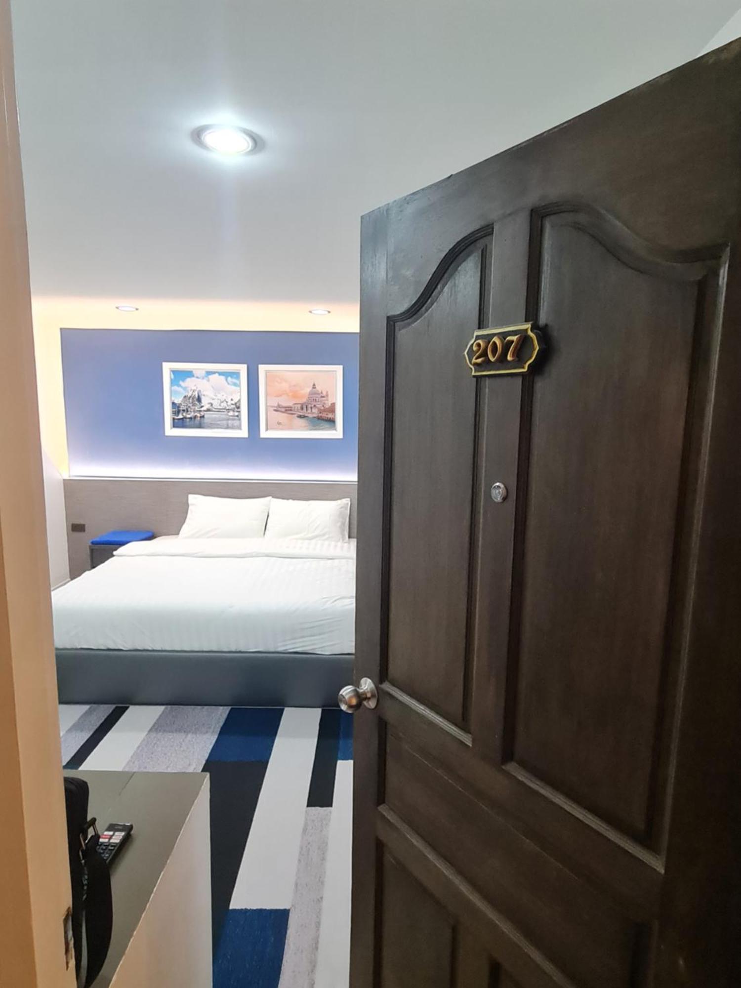 Poonsuk Place Hotel بانكوك المظهر الخارجي الصورة